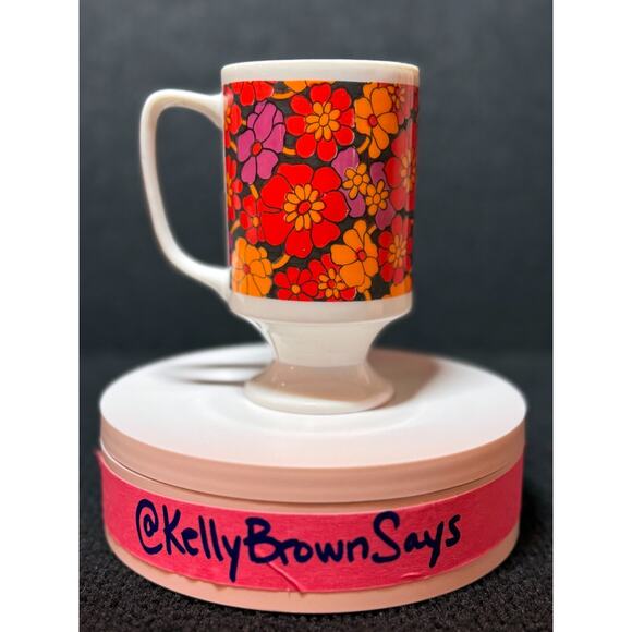 Vintage 1970s Floral Footed Pedestal Mug – Red, Orange & Purple Mod Flowers - Picture 1 of 11